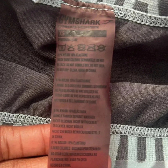 Gymshark seamless gray cropped length athletic compression leggings size XS - Picture 4 of 4